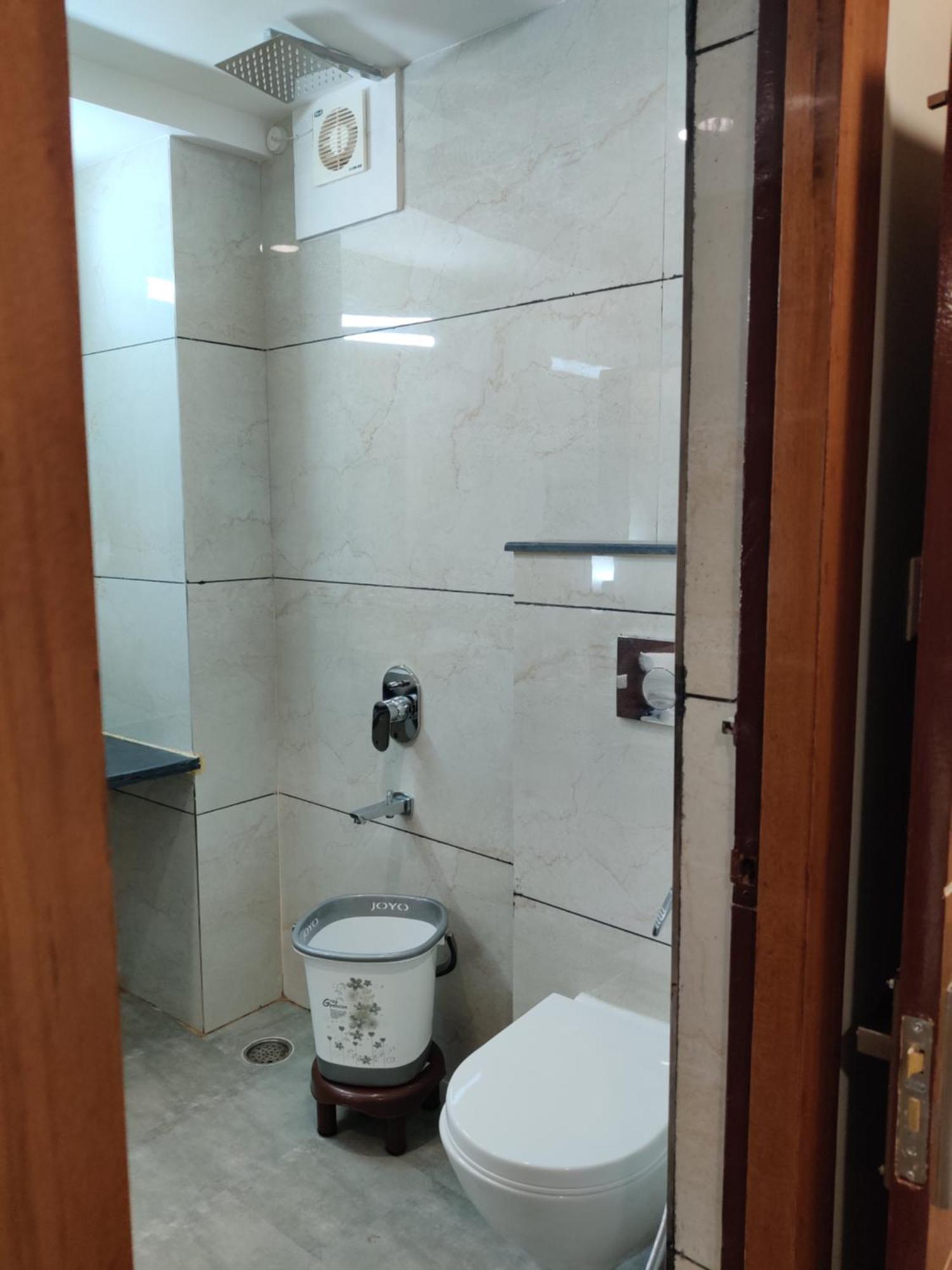 Hotel Hv Nāhan Kültér fotó