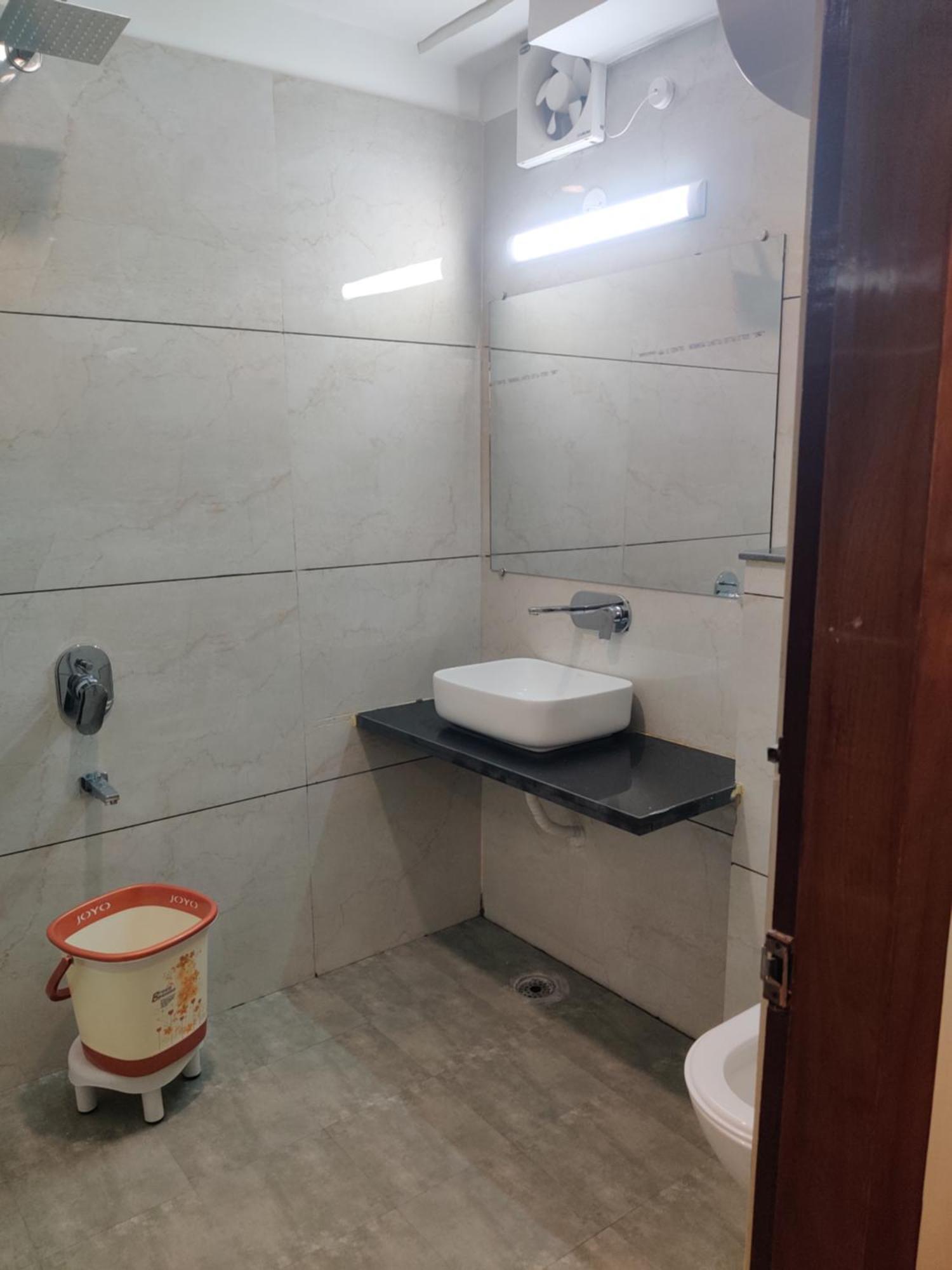 Hotel Hv Nāhan Szoba fotó